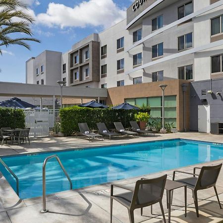 Courtyard Long Beach Airport Exterior foto